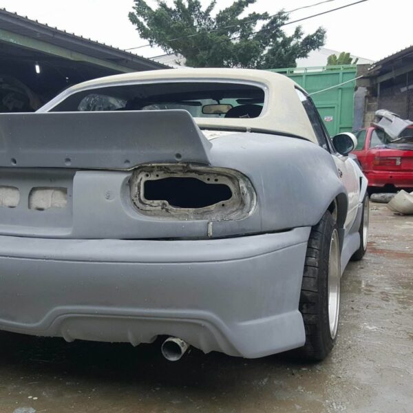 mazda miata NA ducktail v1 style