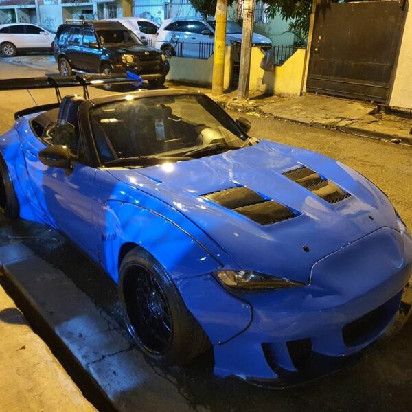 Mazda MX-5 Miata ND Hood vented style